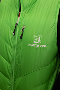 Fitted Vest Puffy w/tree logo Green